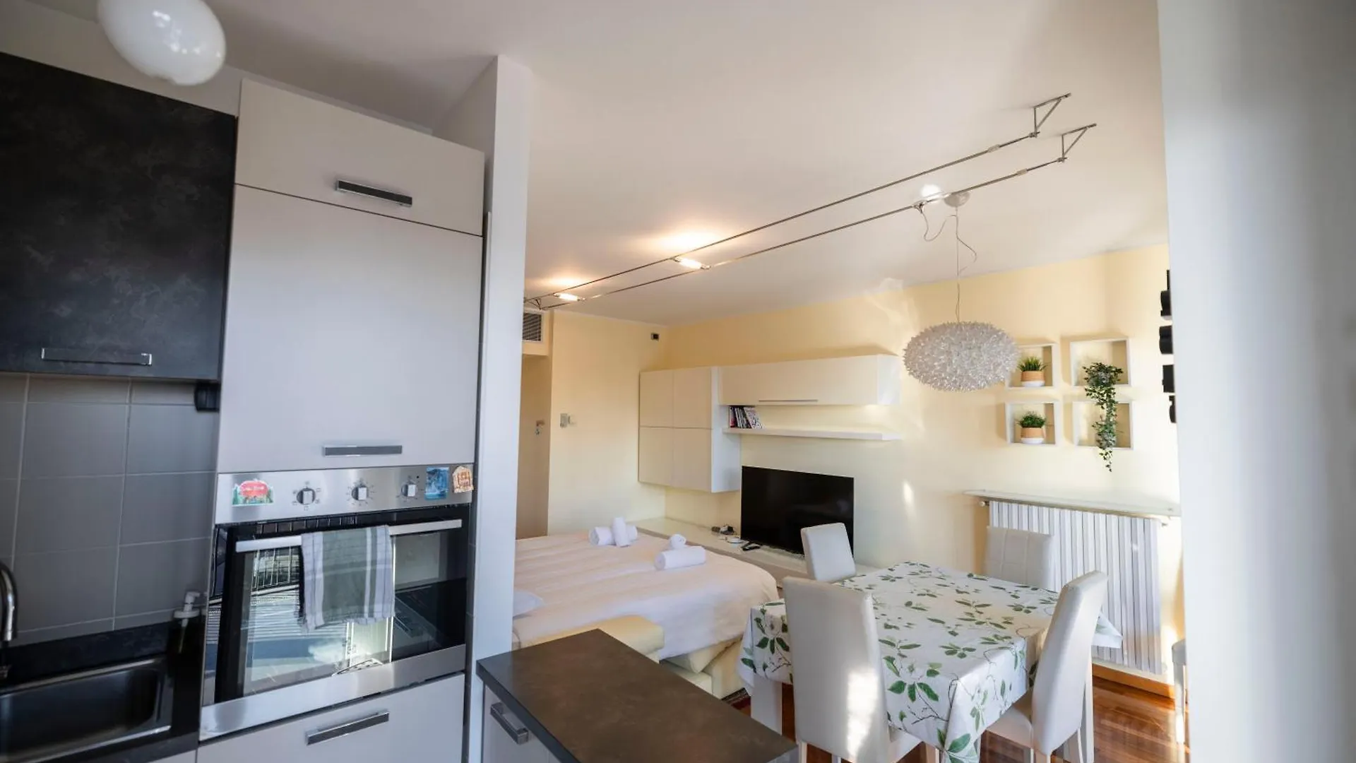 Splendido Bilocale A Due Passi Da Bicocca - M5 Apartment Milan
