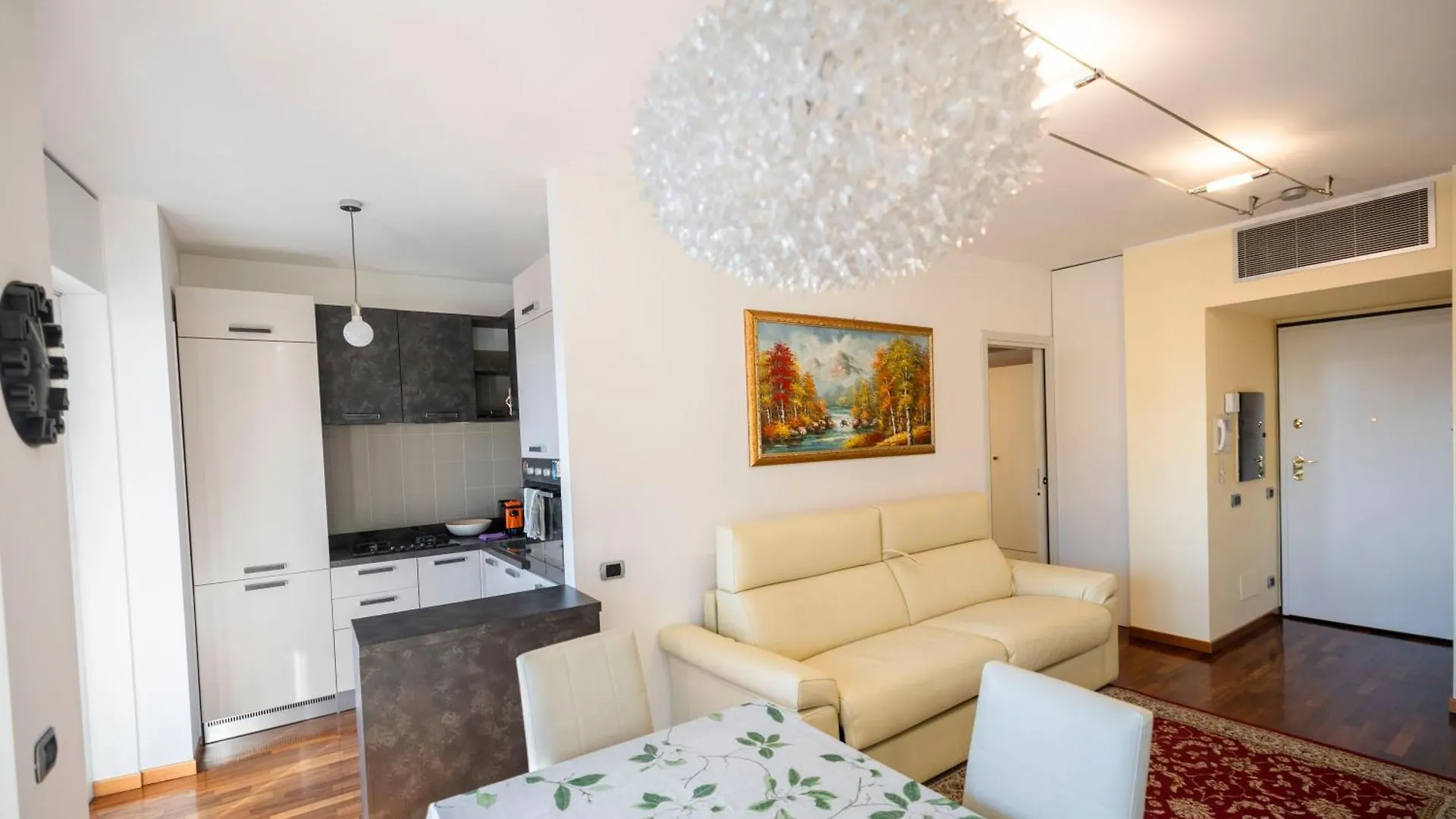Splendido Bilocale A Due Passi Da Bicocca - M5 Apartment Milan